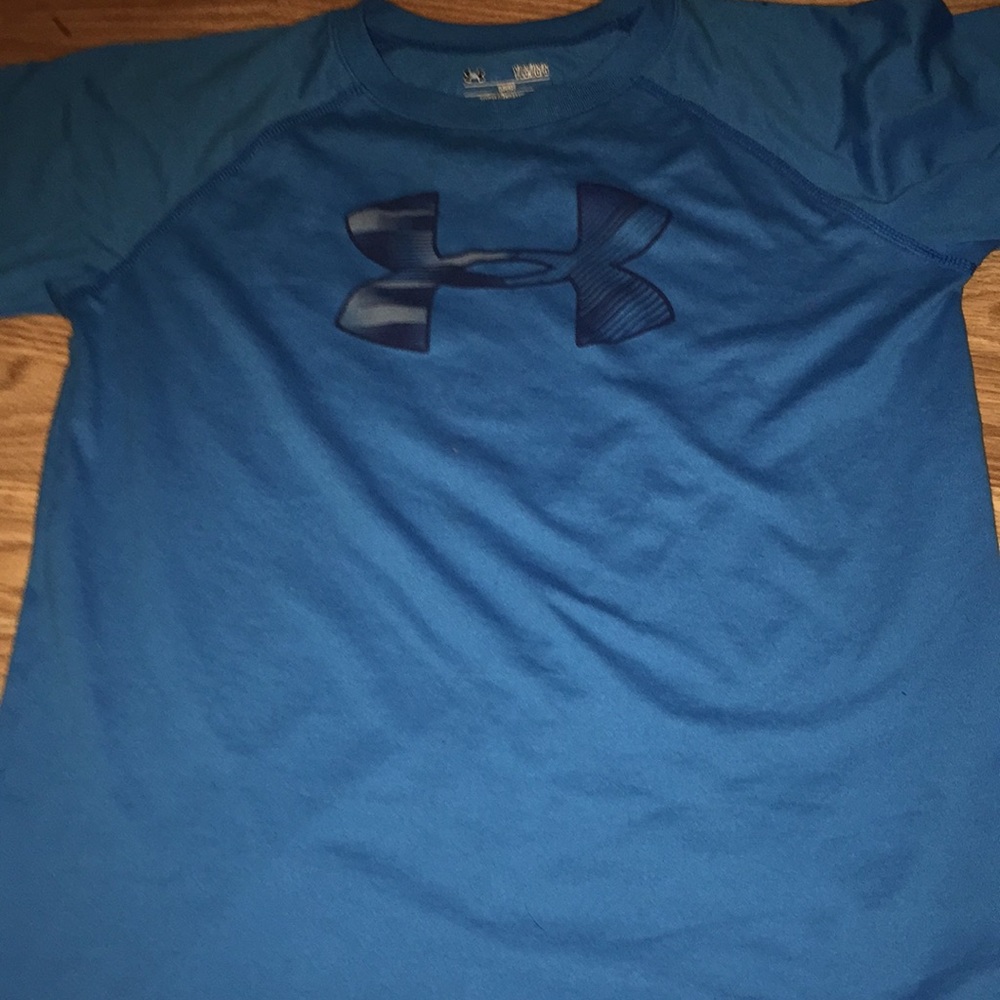 Blue under armor shirt